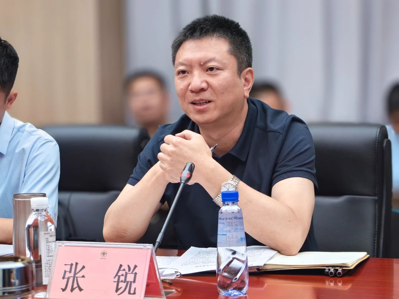 易县县委书记张锐带队到新发地了解易县籍商户经营情况